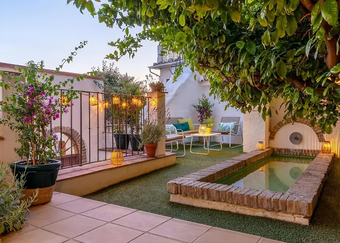 Casa Alhambra - Centro Histórico con Jardín Privado